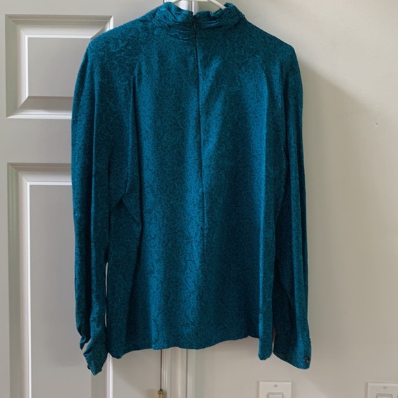 Ernst Strauss size 14 long sleeve high neck turquoise print blouse - Picture 2 of 3
